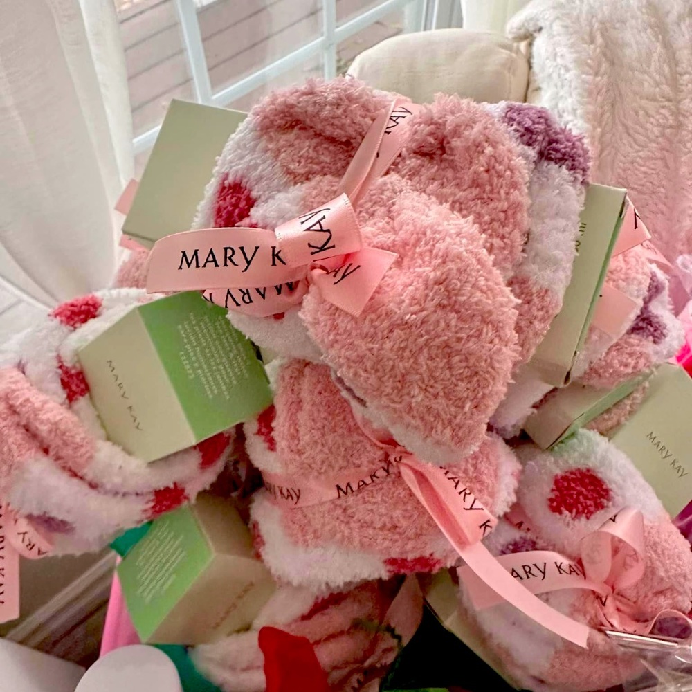 Mary Kay Mint bliss and socks